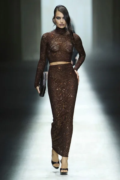 Look 21